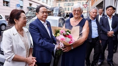 Chủ tịch Quốc hội và Phu nhân thăm những người bạn Thụy Sĩ yêu mến đất nước, con người Việt Nam