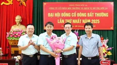 Đại hội đồng cổ đông Công ty CP Môi trường và Dịch vụ đô thị Sơn La