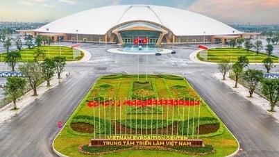 Giới thiệu ngành công nghiệp hàng không vũ trụ tại triển lãm thành tựu đất nước