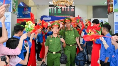 Более 500 сотрудников полиции из Хошимина прибыли в столицу для подготовки к параду в честь Национального дня 2 сентября.