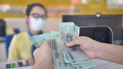 Lãi suất liên ngân hàng vọt lên 6,45%, doanh nghiệp...