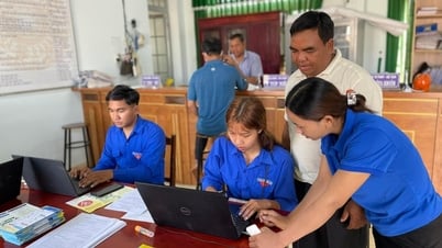 Establishing 102 youth volunteer teams to support the two-tier local government model