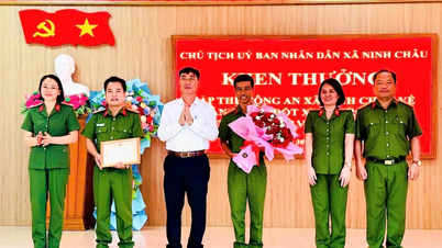 Khen thưởng đột xuất tập thể Công an xã Ninh Châu
