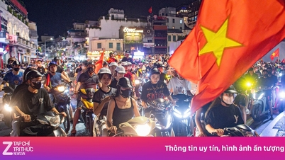 Người dân đổ ra đường ăn mừng U23 Việt Nam chiến thắng