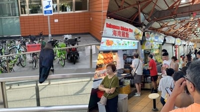 'Singapore sạch thế sao... nhiều quạ vậy?'