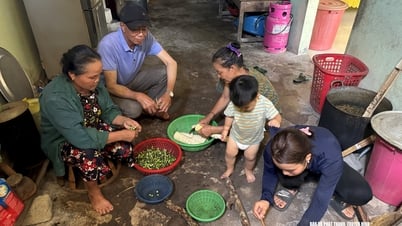 Nghĩa đồng bào ở tâm lũ Huồi Xá