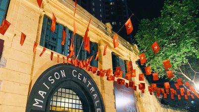 Tour "Đêm Thiêng liêng" Hỏa Lò: Hành trình trở về ký ức hào hùng của dân tộc
