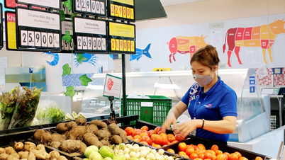 Động lực mới cho phát triển thương mại, dịch vụ
