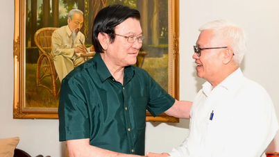 Trưởng Đoàn ĐBQH TPHCM thăm hỏi, tri ân nguyên lãnh đạo Đảng, Nhà nước