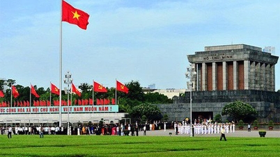 TIẾP TỤC TỔ CHỨC LỄ VIẾNG CHỦ TỊCH HỒ CHÍ MINH TỪ 2/8/2025