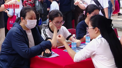 [Video] Hơn 310.000 thí sinh không xét tuyển đại học