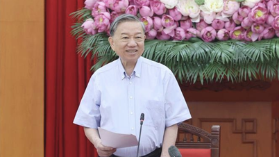 Tổng Bí thư: Tiếp tục chủ động rà soát, hoàn thiện dự thảo các văn kiện Đại hội XIV của Đảng