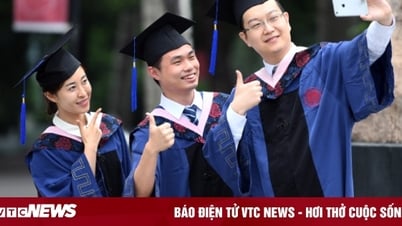 Vì sao nhiều thí sinh chọn ngành 'hot' tại đại học nhỏ thay vì cố vào trường top