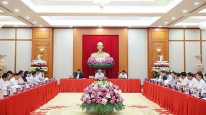 Tiếp tục bổ sung, hoàn thiện dự thảo các văn kiện trình Đại hội XIV của Đảng