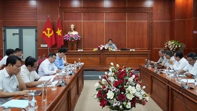 Cà Mau chuẩn bị tổ chức thi đua thực hiện kế hoạch đột phá ngành hàng tôm, cua, lúa gắn với kinh tế tập thể