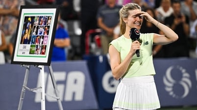 Màn chia tay xúc động của mỹ nhân Eugenie Bouchard