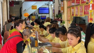 Giá vàng chốt ngày 31/7/2025: Giá vàng trong nước và thế giới cùng giảm sau quyết định cứng rắn của FED
