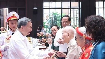 Tổng Bí thư Tô Lâm: Phát huy truyền thống cha ông, tiếp tục nỗ lực phấn đấu đạt những kỳ tích trong tương lai