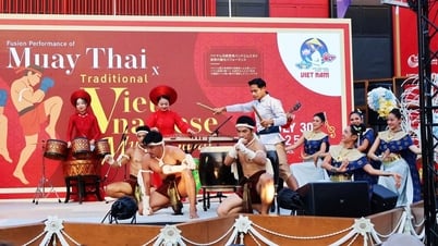 Âm nhạc truyền thống Việt Nam hòa quyện cùng Muay Thái tại EXPO 2025