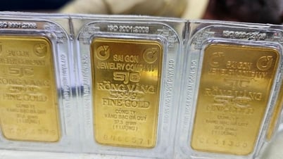 Giá vàng thế giới giảm mạnh , dự báo giá vàng SJC và vàng nhẫn ra sao?