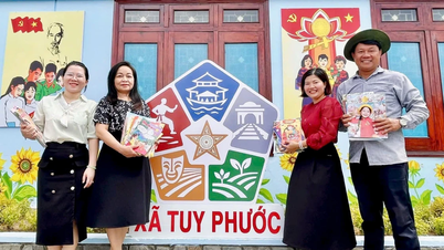 Thư viện tỉnh Gia Lai tặng thiết bị và sách cho “Tủ sách hy vọng” xã Tuy Phước