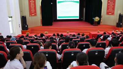 450 cán bộ y tế được tập huấn nâng cao kỹ thuật lấy mẫu bệnh phẩm xét nghiệm