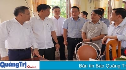 Phó Chủ tịch UBND tỉnh Lê Đức Tiến kiểm tra vận hành mô hình chính quyền 2 cấp tại xã Sen Ngư