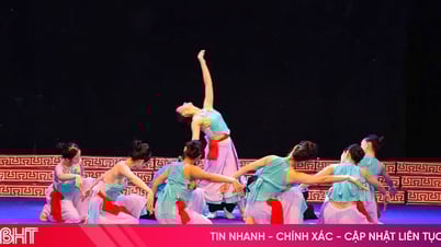 Sẵn sàng tham dự hội diễn nghệ thuật "Câu hò nối những dòng sông"