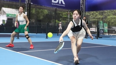 Kịch tính và hấp dẫn ngày thi đấu đầu tiên giải pickleball báo Dân trí