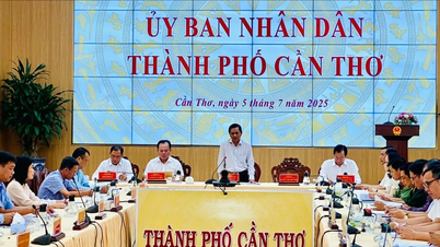 ประธานคณะกรรมการประชาชนเมืองกานโธ: ผู้นำชุมชนและเขตต้องเป็นศูนย์กลางของความสามัคคี
