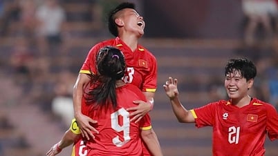 منتخب فيتنام للسيدات - غوام (نهاية الشوط الأول) 3-0: سجلت بيتش ثوي هدفين