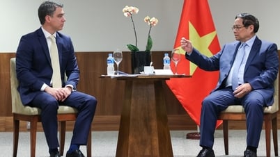 ភាសាអង់គ្លេសភាសាអង់គ្លេស