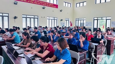 El primer barrio en capacitarse en reforma del servicio civil, archivo de documentos y transformación digital