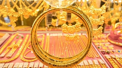Giá vàng biến động dữ dội, dự báo sắp tới ra sao?