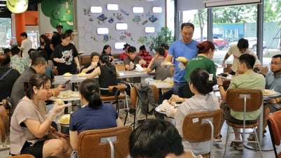 'Unique' durian buffet is taking place in Ho Chi Minh City: Store prepares nearly 2 tons