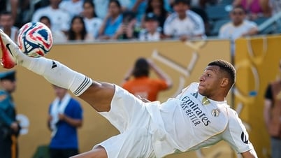 Mbappe ghi siêu phẩm, Real Madrid chạm trán PSG ở bán kết