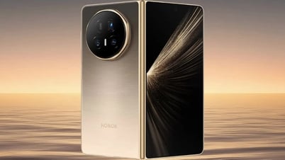 Honor launches the world's thinnest folding smartphone