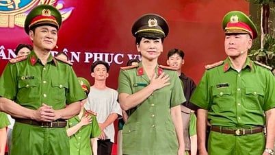 Quoc Thao, Huu Nghia und Tuyet Thu erobern das Hanoi-Publikum mit „Deep Night“