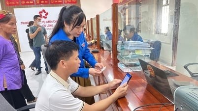 Youth mobilized to support the operation of the 2-level government model