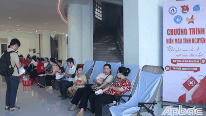 ព័ត៍មានបន្ថែម ou of បរិច្ចាខ