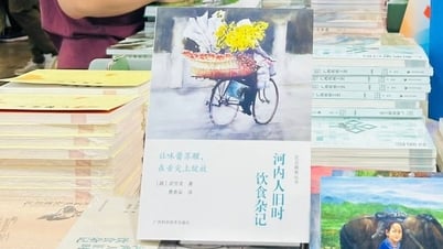 'Hanoi People: Stories of Eating and Drinking in the Past' Chinese version wins award in China