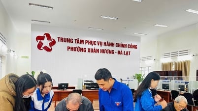 យុវជន​ស្ម័គ្រ​ចិត្ត​ប្រមូលផ្ដុំ​ជំនួយ​អាជ្ញាធរ​ថ្នាក់​ឃុំ​ប្រជាពលរដ្ឋ និង​ក្រុមហ៊ុន