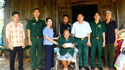 Hội Cựu chiến binh xã biên giới Ia Rvê hỗ trợ hội viên mắc bệnh hiểm nghèo
