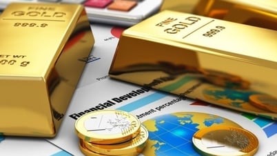 Giá vàng hôm nay 7/7: Giảm nhẹ, chờ động thái mới từ Fed