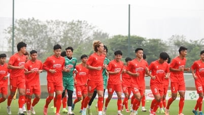 HLV Kim Sang-sik loại 8 cầu thủ U.23 Việt Nam: Có gương mặt trẻ hay nhất V-League