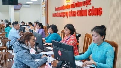 TP.HCM: Cán bộ phường, xã 'vào guồng' với bộ máy mới