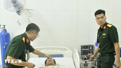 Bệnh xá đảo Nam Yết tiếp nhận cấp cứu ngư dân bị đột quỵ nặng trên biển