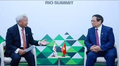 Prime Minister: Vietnam attaches importance to and actively participates in appropriate cooperation initiatives of AIIB