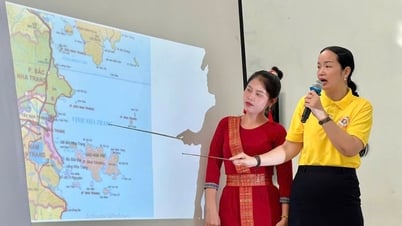 Bezirk Tay Trang: Gewerkschaftsmitglieder und Studenten lernen die Verwaltungsgrenzen neuer Gemeinden und Bezirke kennen