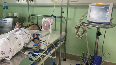 Nghẹn lòng nhìn bé trai 6 tuổi đáng thương, cận kề cái chết trên giường bệnh